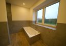 mit Badewanne