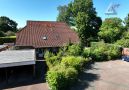 Eingangsbereich mit Carportmit Carport