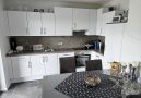 Küche der linken Oberwohnung