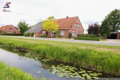 Hübsches Landhaus am Kanal-Auf Wunsch mit Weideland!