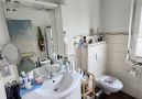 Bad im Erdgeschoss mit WC
