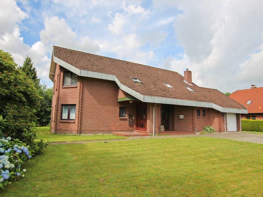 schönes Mehrparteienhaus in Wiesmoor