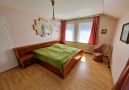großes Schlafzimmer