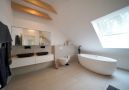 neues Badezimmer im Obergeschoss
