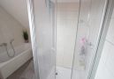und Dusche