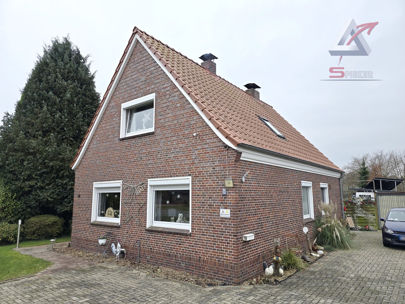 Aufwendig modernisiertes Wohnhaus