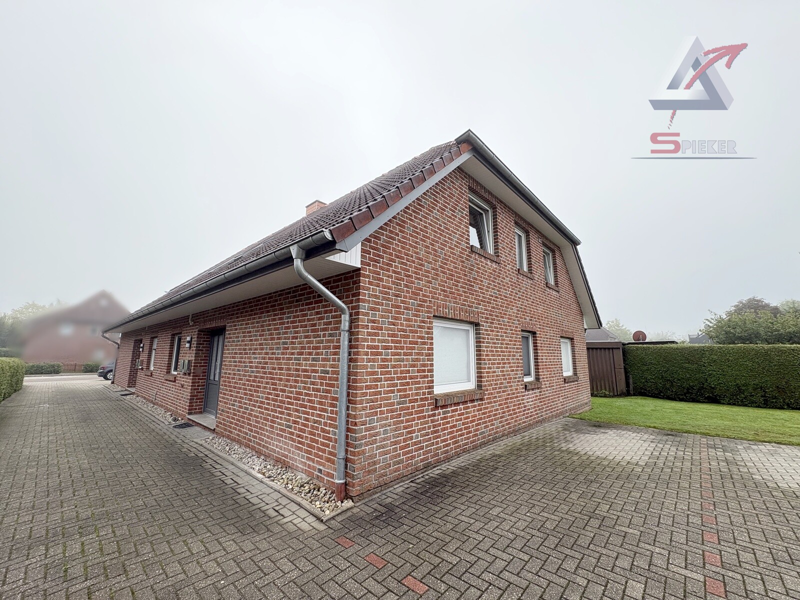 Dachgeschosswohnung in zentraler Lage