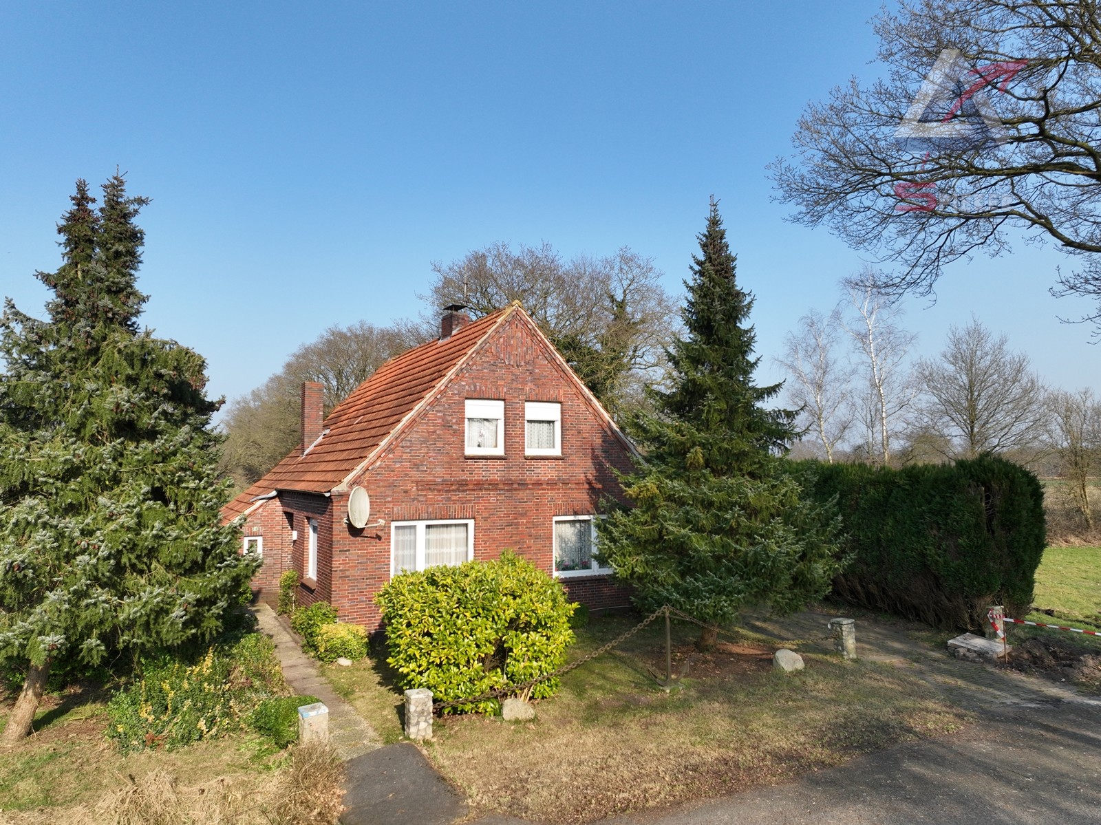Schickes Handwerker-Haus in schöner Lage!